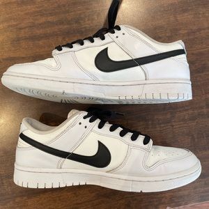 Nike Dunk Low Reverse Panda